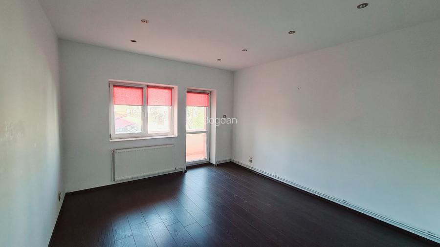 PROPRIETAR - apartament pretabil birouri, 140 mp,etajul 1 in vila Bd. Mamaia - 8