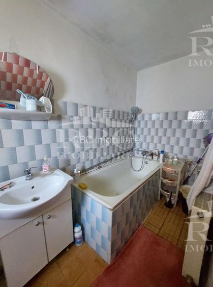 Casa veche cu teren 304 mp Intre Lacuri - 4