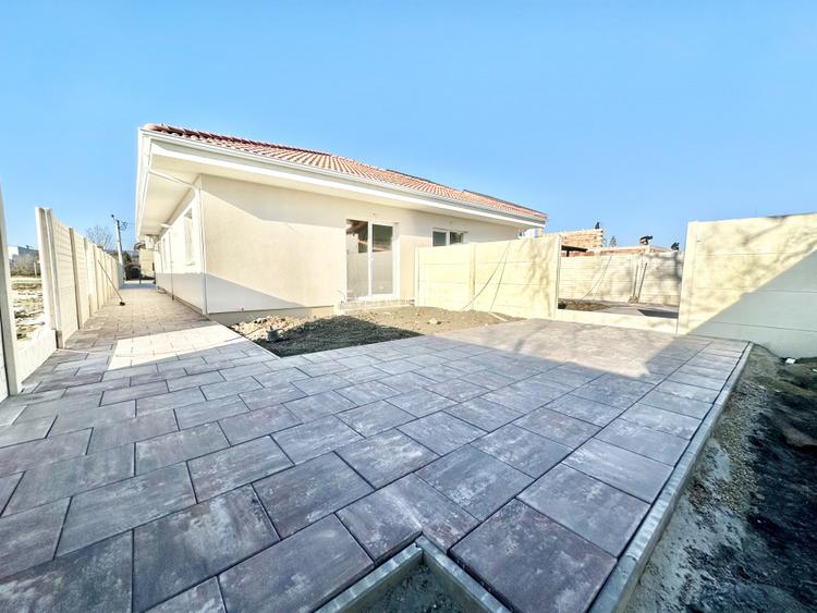 Duplex cu 3 camere si 2 bai - Mosnita Noua - Cartier Europa - 2