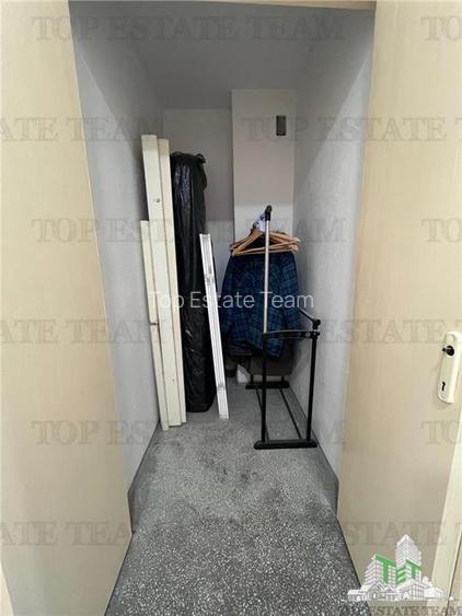 Apartament 3 camere + 2 balcoane cu o priveliste senzationala si pe fata si pe s - 16