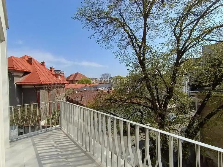 Apartament 3 Camere, 2 Bai, Balcon, in elegantul Cartier Armenesc - 12