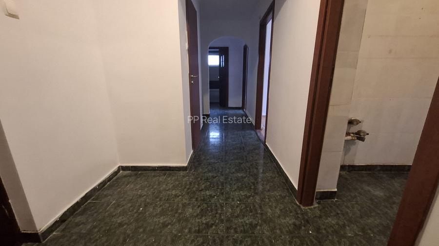 Ciresica - ap 3 cam , parter (gaze la usa ) - 15