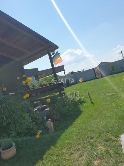 Casa de vanzare - constructie din lemn pe structura de beton - 4