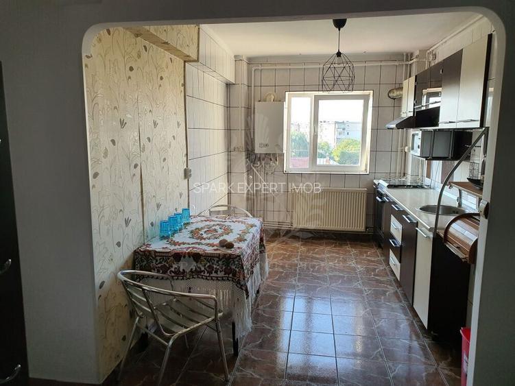 Inchiriere apartament 3 camere, zona Cantacuzino, Ploiesti - 5