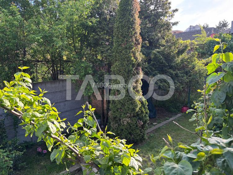 Apartament la casa de vanzare 2 camere - curte comuna cu 3 vecini - 15