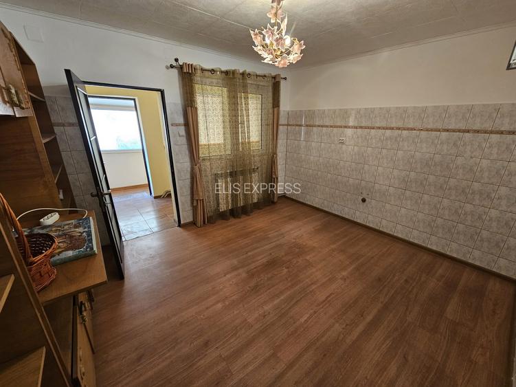 CASA TRADIȚIONALĂ ”MAGNOLIA", P+M 195mp, TEREN 556mp, CHIAJNA-STR. EROULUI - 22