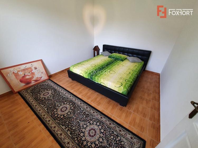 Vila cu 5 camere, 236 mp, teren 5805 mp, gaz, Brestea - Denta  - 3