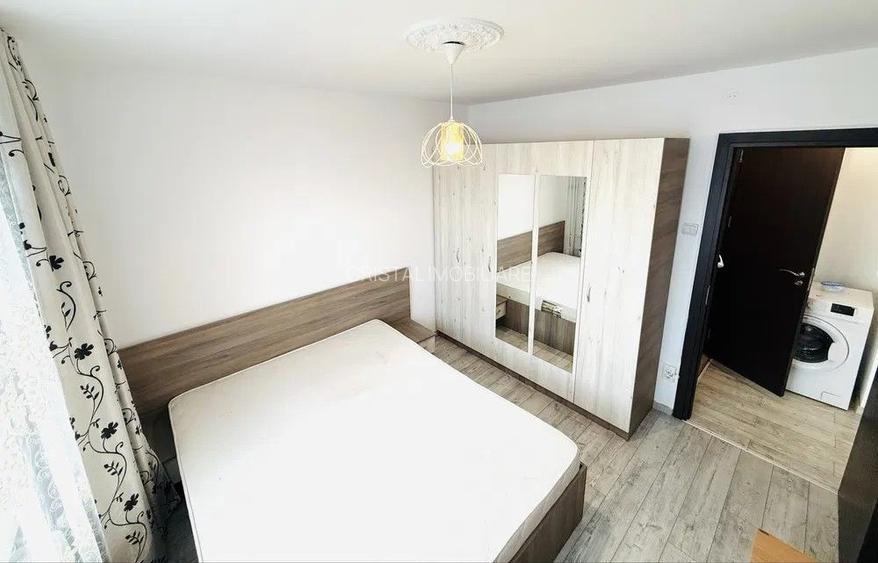 De vanzare Apartament 3 camere Crangasi - 3