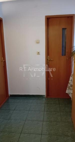 4 camere, 2/10, anvelopat, bloc 1979, 99mp-Gorjului - 5