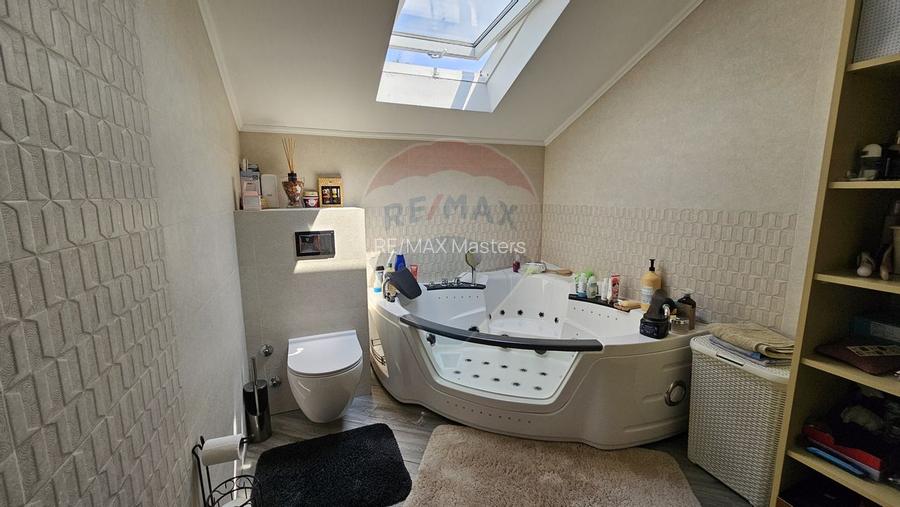 Casă / Vilă cu 7 camere si teren 1000 mp în zona Centrala-Suceava - 42