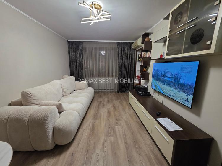 Trapezului, la metrou 1 Decembrie 1918, renovat complet, geam baie, centrala, - 12