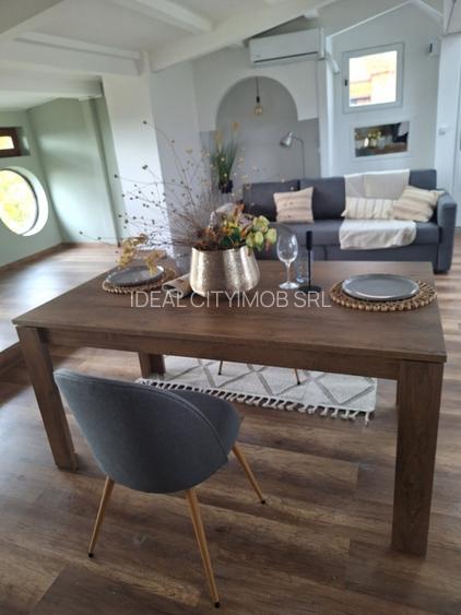 VÂNZARE Apartament cu trei camere ,situat într-o vilă din Voluntari - 4