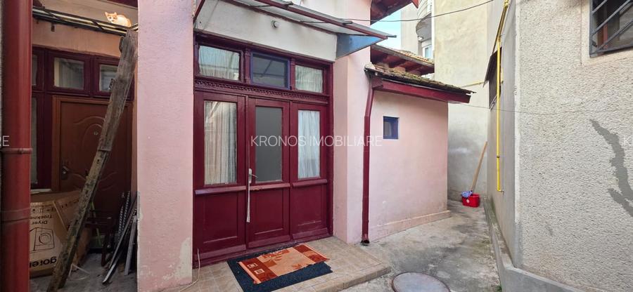 CENTRU 2 CORPURI DE CASA DIN CARAMIDA 5 CAMERE 2 BAI 2 BUCATARII UTILITATI, GAZE - 4