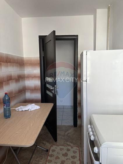 Apartament cu 2 camere de închiriat în zona Darmanesti - 6