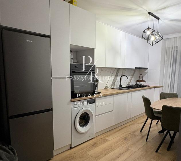 Apartament de vanzare 3 camere, mobilat complet, LIFT, garaj, zona str. Eroilor! - 3