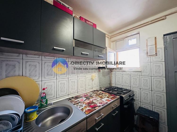 Apartament de vanzare 3 camere - zona Darmanesti - Aleea Ulmilor  - 14