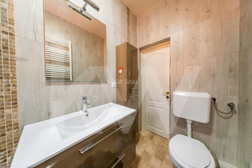 Vila cu 5 dormitoare si gradina generoasa, perfecta pentru familia ta! - 21