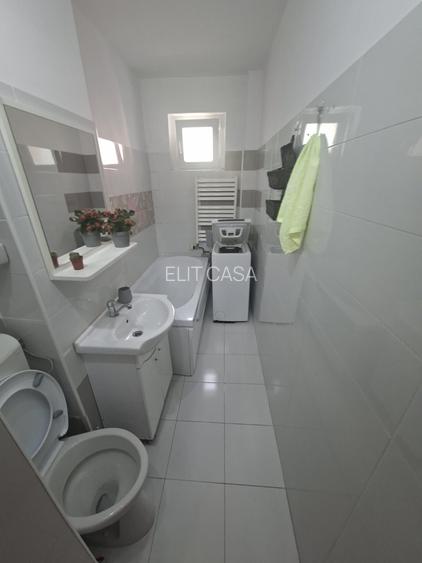 Apartament cu 2 camere decomandat, etaj 2/4, zona Alexandru cel Bun - 6