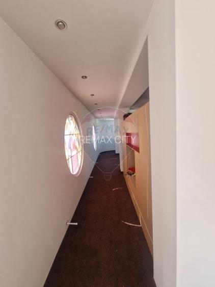 Spațiu generos in Piatra Neamt - perfect pentru afacerea ta - 6