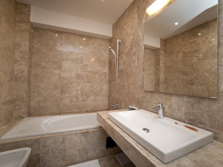 Apartament in zona Romana cu 2 camere mobilate