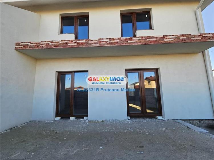 Vanzare vile Individuale de tip Duplex situate aproape de Str Dantelei - 16