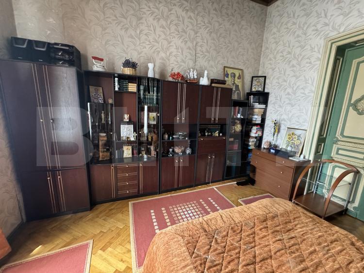 Apartament 3 camere, parter în casă istorică – ultracentral, Carol I