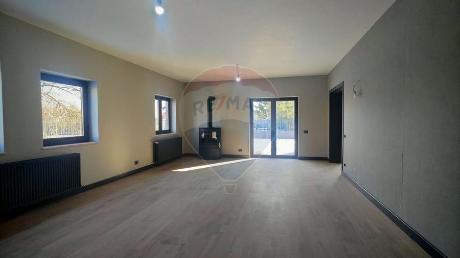 Vila cu 4 camere de vanzare I Corbeanca I Laguna Albastra