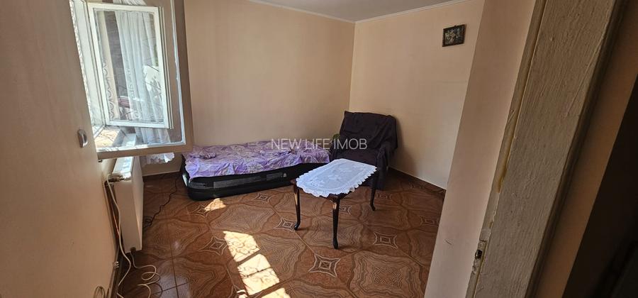 Casa la sol ,3 camere  constructie piatra - 7