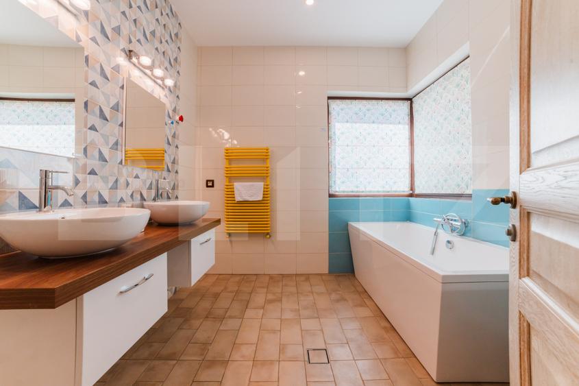 Vila de lux de inchiriat, 240 mp, 800 mp teren, zona Noua