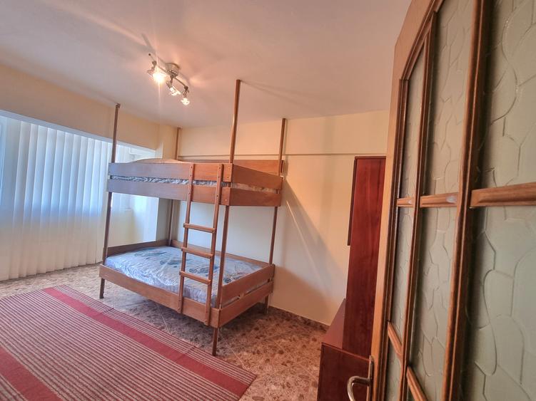 Apartament-spectacol/ 101 mp utili/ living de 54 mp! Unic în Bacău!