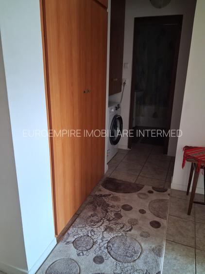 Apartament  cu 2 camere de închiriat – zonă Km 4-5 - 6