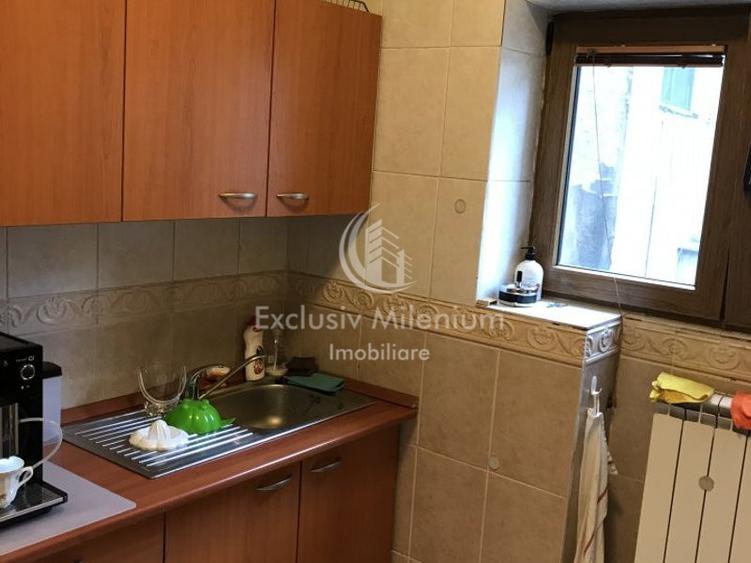 Piata Romana / Dacia Spatiu Birouri 130 Mp NEMOBILAT