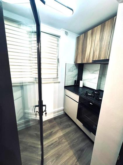 Poarta 6, apartament decomandat cu 3 camere