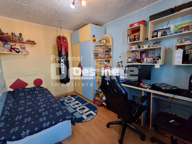 Apartament  3 camere, semidecomandat, Alexandru Cel Bun, 89.900 EURO - 4