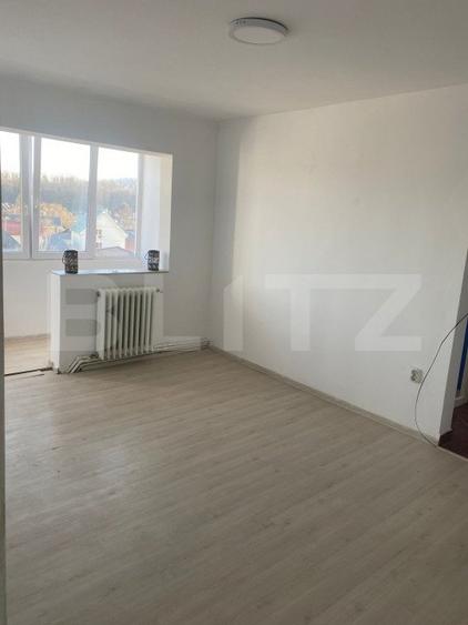 Apartament 3 camere, 63 mp, zona-Beclean