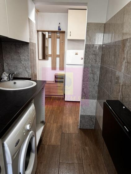 Apartament 2 camere, decomandat,