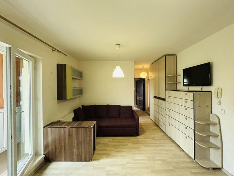 Apartament 2 camere, la cheie, balcon, boxa, loc de parcare