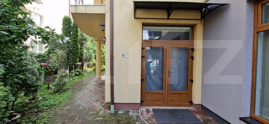 Spatiu comercial de vanzare, 181 mp, in partea de jos a orasului