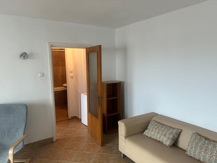 3 dormitoare 2 bai pretabil pentru 3 studenti- ERASMUS- Share rent- STEFAN CEL M