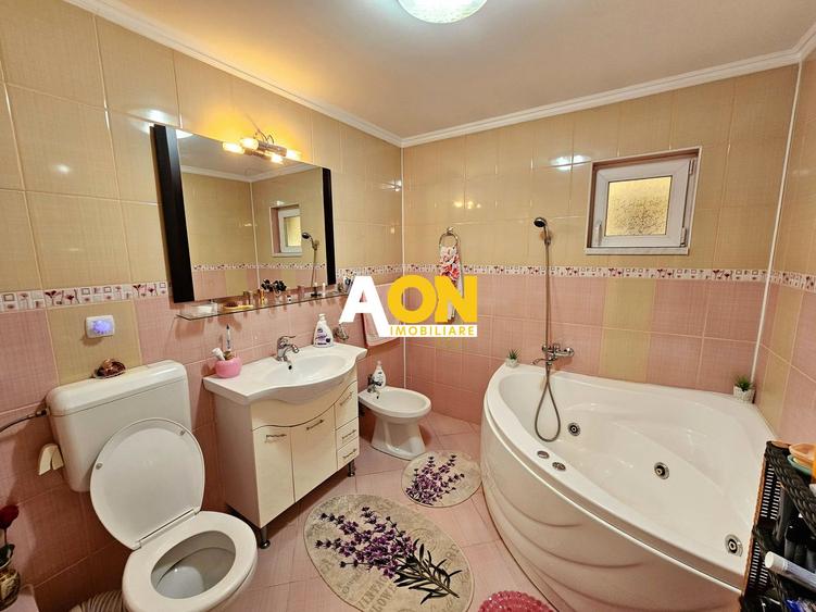 Casa 4 camere, Cetate, amplasament premium, 295 mp teren