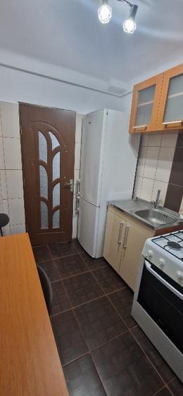 Apartament 3 camere, pozitie excelenta, situat central