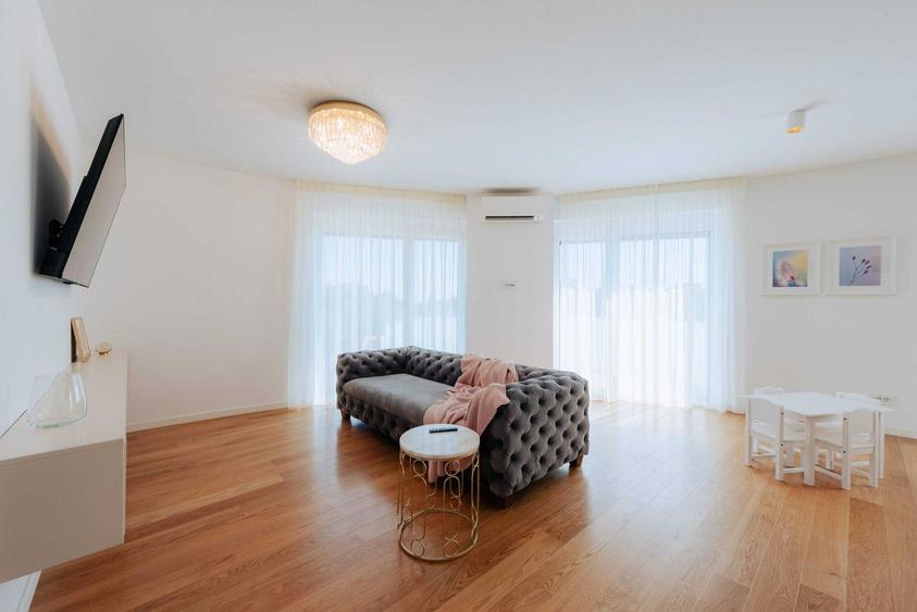 Apartament de lux, 4 camere, semidecomandat, 110mp, Zona Gradina Botanica