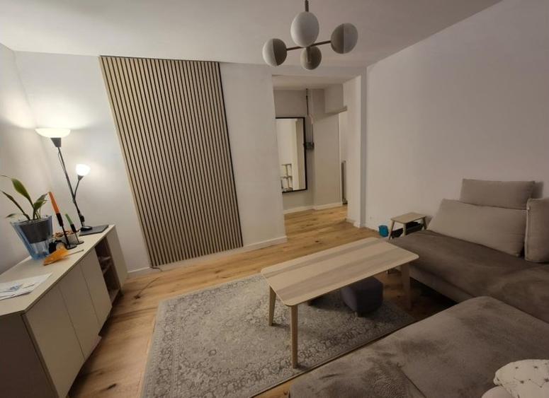2 camere spatioase + birou + boxa + terasa - Calea Victoriei