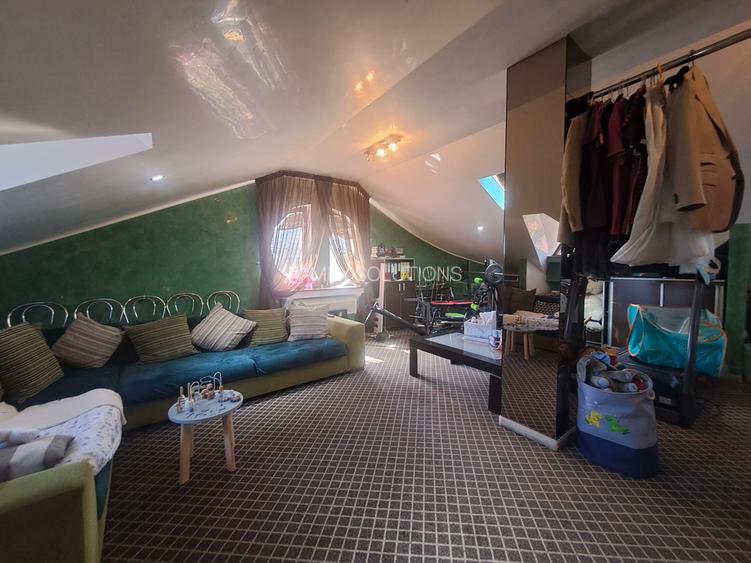 Casa individuala cu piscina. P+1+M. zona foarte buna - 17