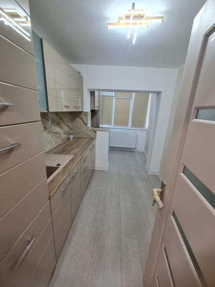 De vanzare apartament apartament cu 2 camere, Micro 16, etaj 4, 72.000 E