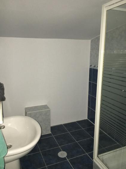 Vila cu 2 apartamente separate Prelungirea Ghencea/rezidențial/birouri