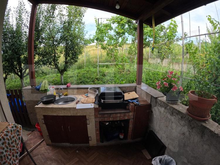 Casă individuală de 130 mp cu 691 mp teren în Dezmir într-o zonă aerisită