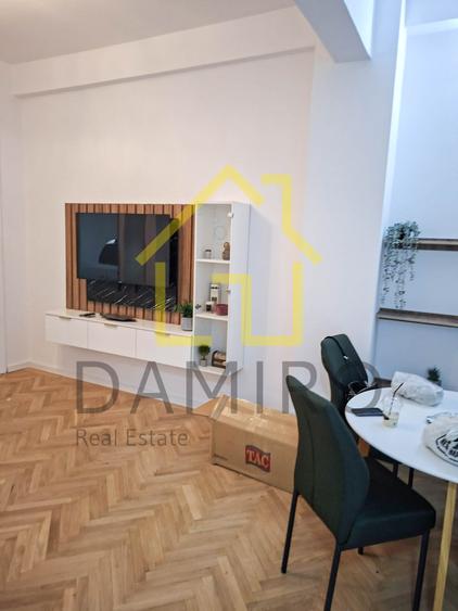 Apartament 3 camere Ultracentral Calea Victoriei Universitate Cismigiu Renovat