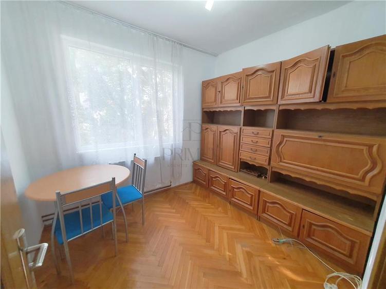 COMPLEX SATUDENTESC - 1 cam - etaj1 - centrala proprie - RENOVAT RECENT