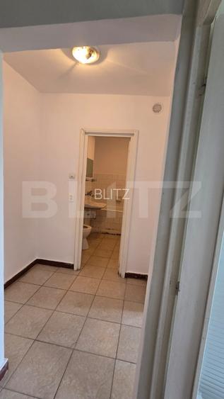Apartament de vanzare, cu 3 camere, 76 mp, zona Micro 17 - 9